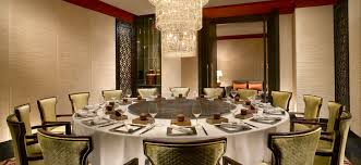 Joie restaurant focuses a lot on the concept of private dining. Private Dining Room Pu Er Private Dining Room Shangri La Hotel Space Hotel