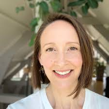 Danielle Flanagan's Instagram, Twitter & Facebook