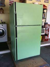 Please be sure of your color selection, as there are no returns accepted on paints. Firkin Around The Garage Sanding Down The Rusty But Trusty Old Kenmore In The Garage S Itting Around The Fridge Makeover Beer Fridge Green Spray Paint