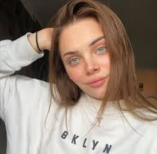 Asli Guler In 2020 Fashion Women Tops