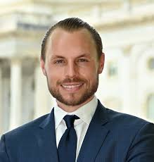 Find Real Estate Agents & Realtors in Clifton, VA