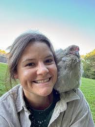 Ashley Moncrief's Instagram, Twitter & Facebook