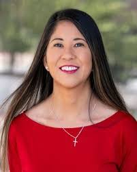 Sarah Huntoon's Instagram, Twitter & Facebook