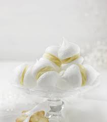 Baiserplatzchen Mit Kokoscreme Kokoscreme Kokoscreme Kuchen Rezept Kekse