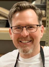 DENNIS HANSEN Golden, Colorado Dennis is a lifelong artist and a new  professional artist. He received a scholarship to study figure drawing at  California State University, Northridge. He graduated magna cum laude