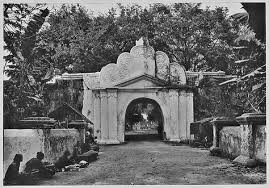 Kerajaan kutai kerajaan tertua bercorak hindu di indonesia adalah kerajaan kutai. 78 Yogyakarta Tempo Doeloe Ideas Yogyakarta Dutch East Indies East Indies