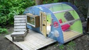 More Photos Of Our Workshop Micro Shelter The Little Blue Bump For Sale Relaxshax S Blog Spielhaus Garten Kinderspielhaus Garten Garten Spielplatz