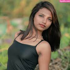 Mallu Girl Kochuxx  kochuthresia20  kochuthresiatj8 Nude Leaked Photo 13  - Fapello