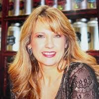 April Benson's Instagram, Twitter & Facebook