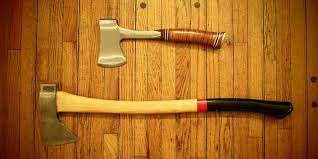 The Difference Between An Axe And A Hatchet Explained