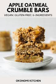 Healthy Apple Oatmeal Crumble Bars Video In 2020 Healthy Apple Crumble Apple Crumble Recipe Apple Crumble Bars