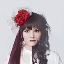 Rosalee Laws's Instagram, Twitter & Facebook