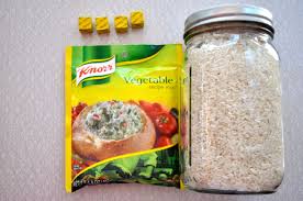 Flavorful Rice Pilaf Ingredients 1 Package Vegetable Soup Mix I Used Knorr 1 Ounce Pkg Knorr Vegetable Recipe Mix Rice Pilaf Rice Side Dishes