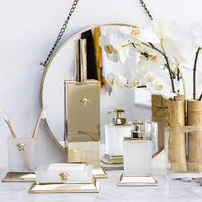Feel free to browse our line of gedy bathroom accessory sets and windisch bathroom accessory sets. Versace Superbe Bathroom Accessory Set Gold Fine Et Flair Furniture Inc