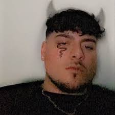 Justin Tapia's Instagram, Twitter & Facebook