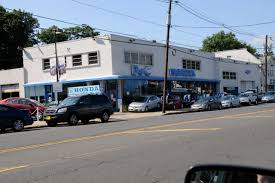 Its durable construction comes from genuine polywood® recycled lumber that's made to last. Honda Of Tenafly