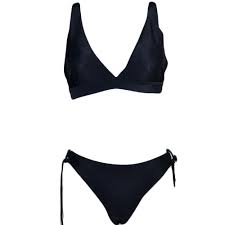 I'll grab a bathing suit. Costume Da Bagno Donna Nero Bikini Swimwear Con Slip Laccetti Incrociati E Top Bralette Regolabile Con Gancio Moda Donna Costumi Malu Shoes Malushoes