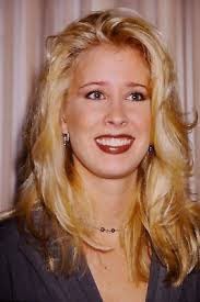 Heather Kinley's Instagram, Twitter & Facebook