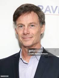 Fashion designer Samuel Snider and actress Sela Ward attend the TV... News  Photo