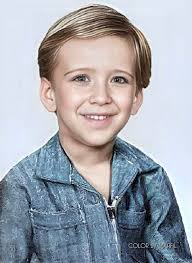 Nicolas Kim Coppola, más tarde conocido profesionalmente como Nicolas Cage.