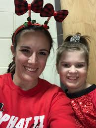 Hillary Hoyt (@mshillaryhoyt)