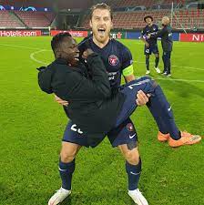 Celtic odds at william hill sportsbook, while celtic is the +175 underdog. Fc Midtjylland On Twitter Champions League Mood Ucl
