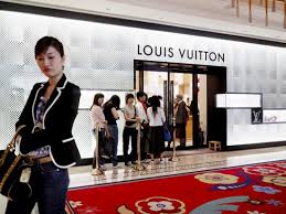 Louis vuitton themselves don't own any other brands, but the conglomerate that owns them, lvmh there is no bigger designer brand in the world than louis vuitton. Expensive Taste How Did Louis Vuitton Become 1 Luxury Brand In China Gfluence