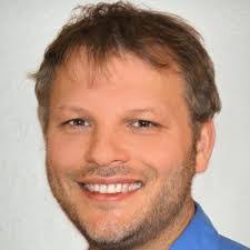 Roland Benoit's Instagram, Twitter & Facebook