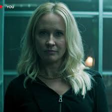 Anna Camp was so good, she had to play two different roles, and you could  actually tell who she was playing 🤯