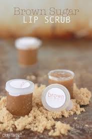 Brown Sugar Lip Scrub 3 Ingredients Craftinge E Spa Recipes Homemade Spa Diy Lips
