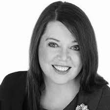 Collette Wixom's Instagram, Twitter & Facebook