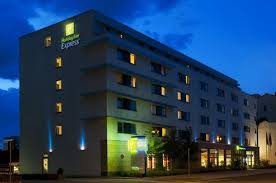 If you drive, self parking is eur 15.00 per day, or you can take advantage of the airport shuttle at scheduled times for eur 5 per person roundtrip. Holiday Inn Express Frankfurt Messe Frankfurt Am Main Germany Emirates Holidays