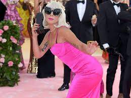 I am a singer, i have performed many times, the fame moster tour has gone very well, i am… M Buhq5ukkl4nm