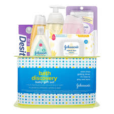 Johnson S Bath And Body Gift Sets Baby Bath Time Essentials Baby Gift Sets Baby Bath Time