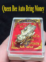 THAI BUDDHA AMULET QUEEN BEE A LP MOON WAT BAN JAN AUTO BRING MONEY | eBay