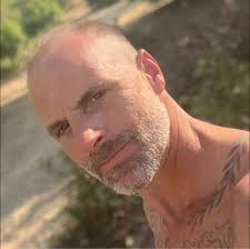 Hello. Is anyone able to give me approximate cost for cutting this tree and  disposal of cuttings please? Thanks