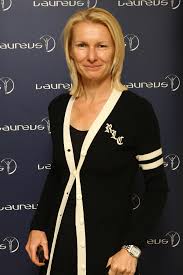 Jana novotna was born on october 2, 1968 in brno, czechoslovakia. Who Was Jana Novotna And How Did Wimbledon Tennis Champion Die