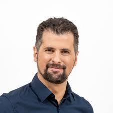 Elsa Diez's Instagram, Twitter & Facebook