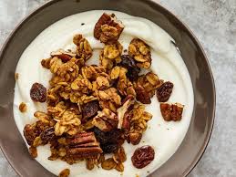 Yogurt With Pumpkin Granola Recipe In 2020 Pumpkin Granola High Protein Breakfast Pumpkin Granola Recipe