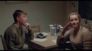 Sorry We Missed You, de Ken Loach (extrait VOST) - YouTube