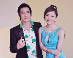 Á hậu khánh phương chia sẻ bản thân vẫn hay xem bóng đá việt nam và không thể nào quên tuyệt phẩm cầu vồng tuyết của quang hải. Khanh PhÆ°Æ¡ng Khoe Tinh Má»›i Sau Nhiá»u NÄƒm Chia Tay Quá»³nh Nga