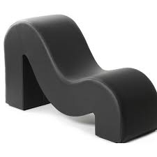 The hogan contemporary chaise lounge is absolutely perfect for everyone who wants a beautiful, soft and comfortable chair for reading, relaxing, and taking nice naps. Kamille Chaise Lounge Metro Lane Chaise Lounge Chaise Leather Chaise Lounge