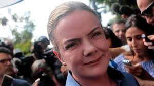 Gleisi Hoffmann é absolvida por segunda turma do STF; saiba quem é e qual a  trajetória política da presidente do PT