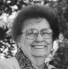 Dora Reeves's Instagram, Twitter & Facebook