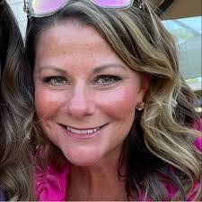 Karis Watkins's Instagram, Twitter & Facebook