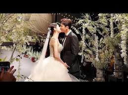 Yu is a former swimmer and sprint canoer. Choo Ja Hyun And Yu Xiaoguang Reveal Their Beautiful Wedding Photos Youtube