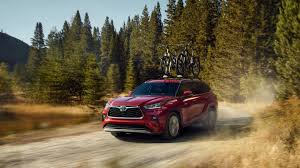 Toyota prado vs lexus gx 460 vs mitsubishi pajero vs range rover / porsche cayenne vs lexus rx350 vs bmw x3 vs audi q5 vs acura mdx (2) (3) i would advice you to go for the highlander. Should I Buy A Toyota Highlander Hybrid Or Lexus Rx Hybrid