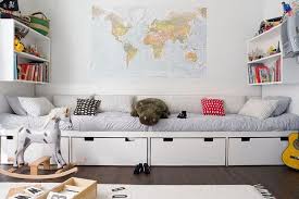 Bu yazımızda, erkek çocuk odası dekorasyonu için konforlu, işlevsel ve eğlenceli fikirleri bir araya getirdik… Sofa With Storage Ikea Fikirleri Cocuk Oyun Alanlari Mobilya Fikirleri