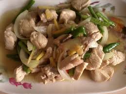 1 biji bawang besar potong bulat. Ayam Masak Halia Annafauzi S