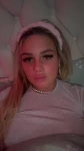 Deanna Conner's Instagram, Twitter & Facebook